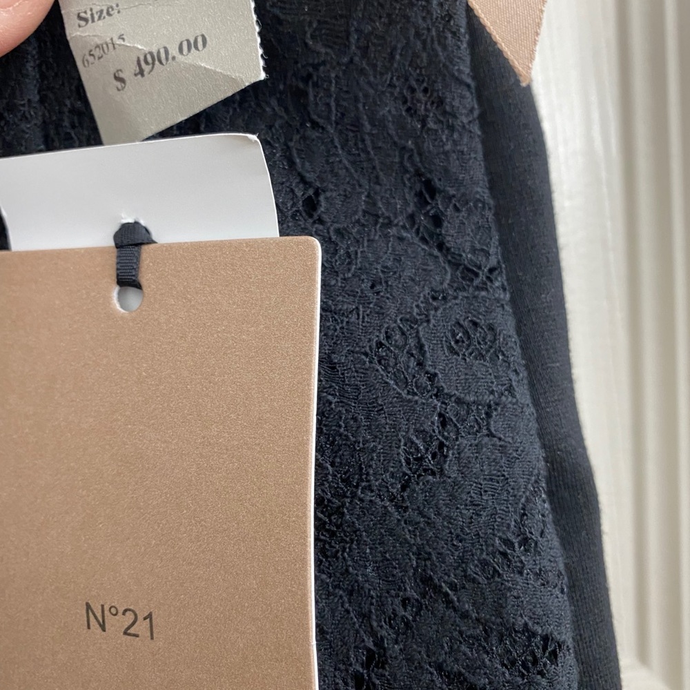 European designer no.21 black front lace skirt - Picture 3 of 8